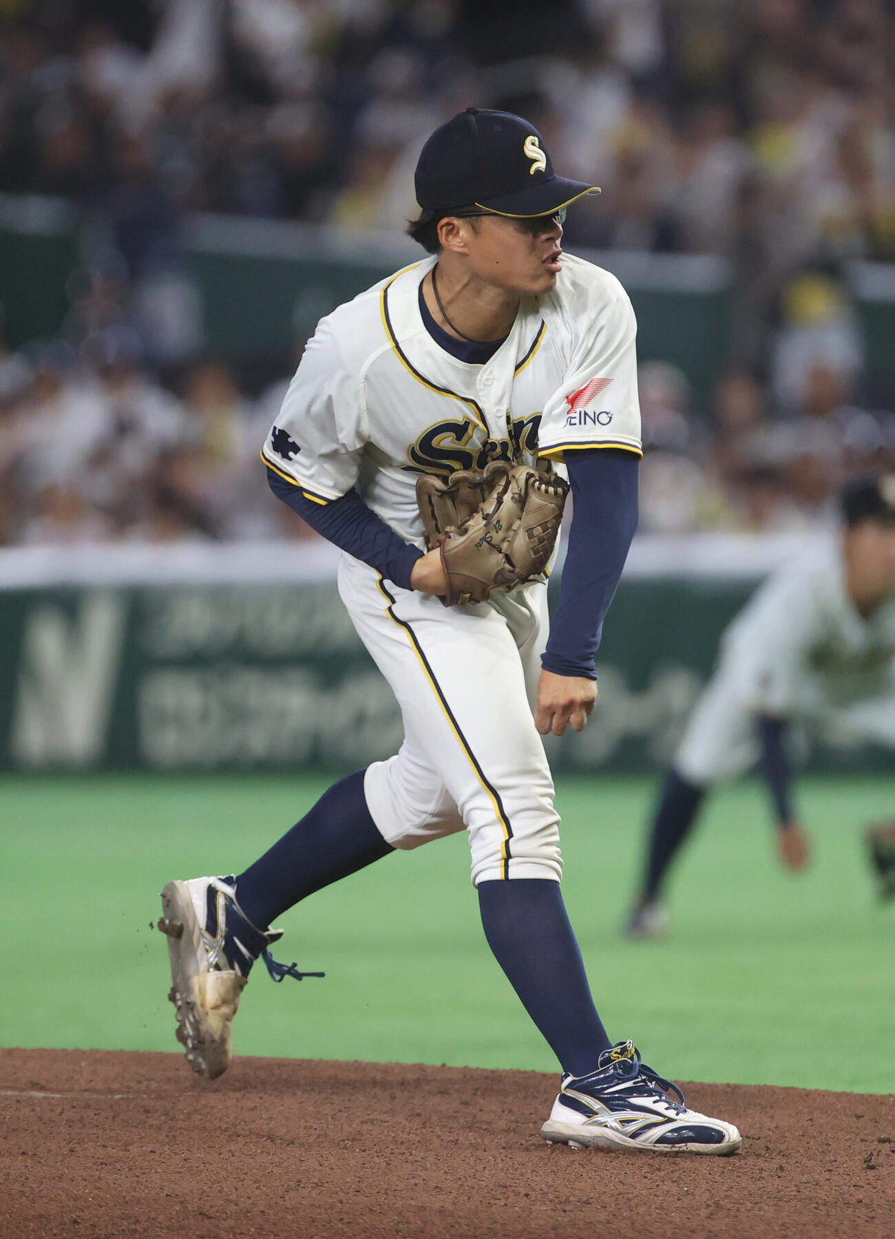 NTT西日本対西濃運輸　先発した西濃運輸・摺石達哉（撮影・柴田隆二）