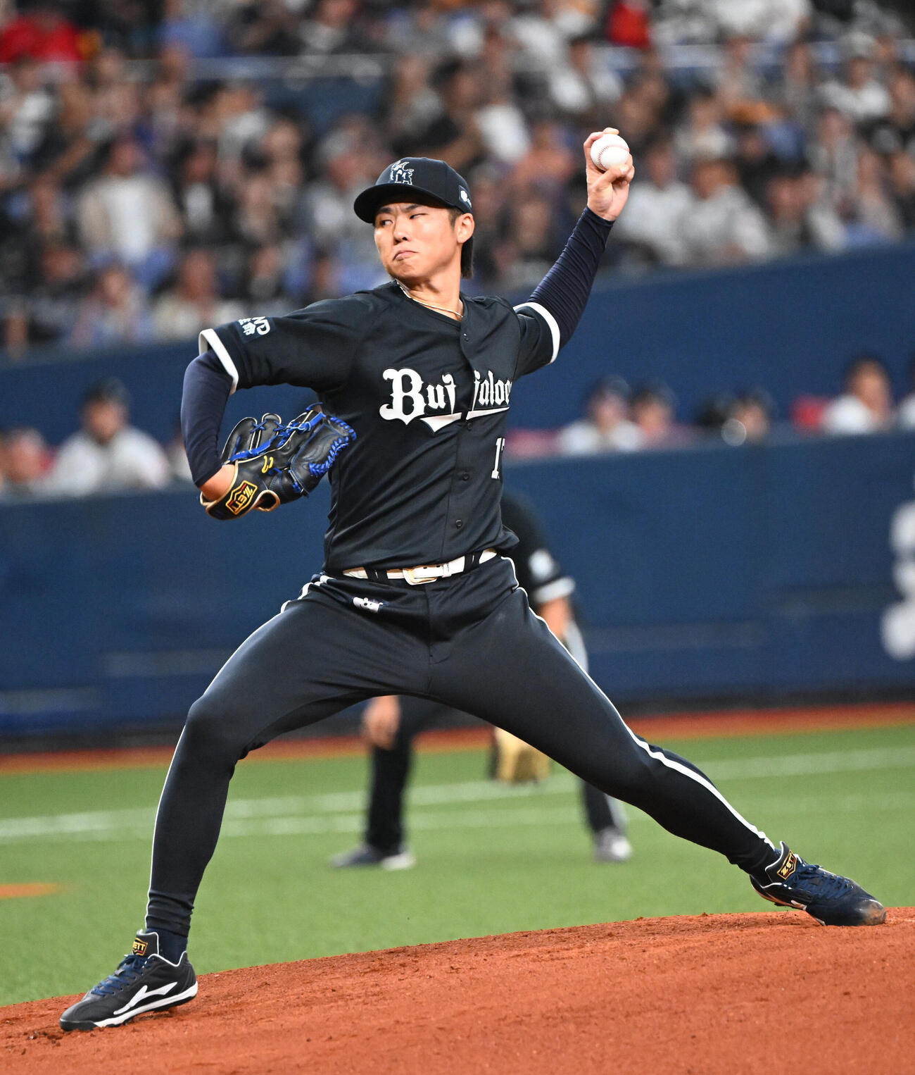 オリックス対ロッテ　先発するオリックス曽谷龍平（撮影・和賀正仁）