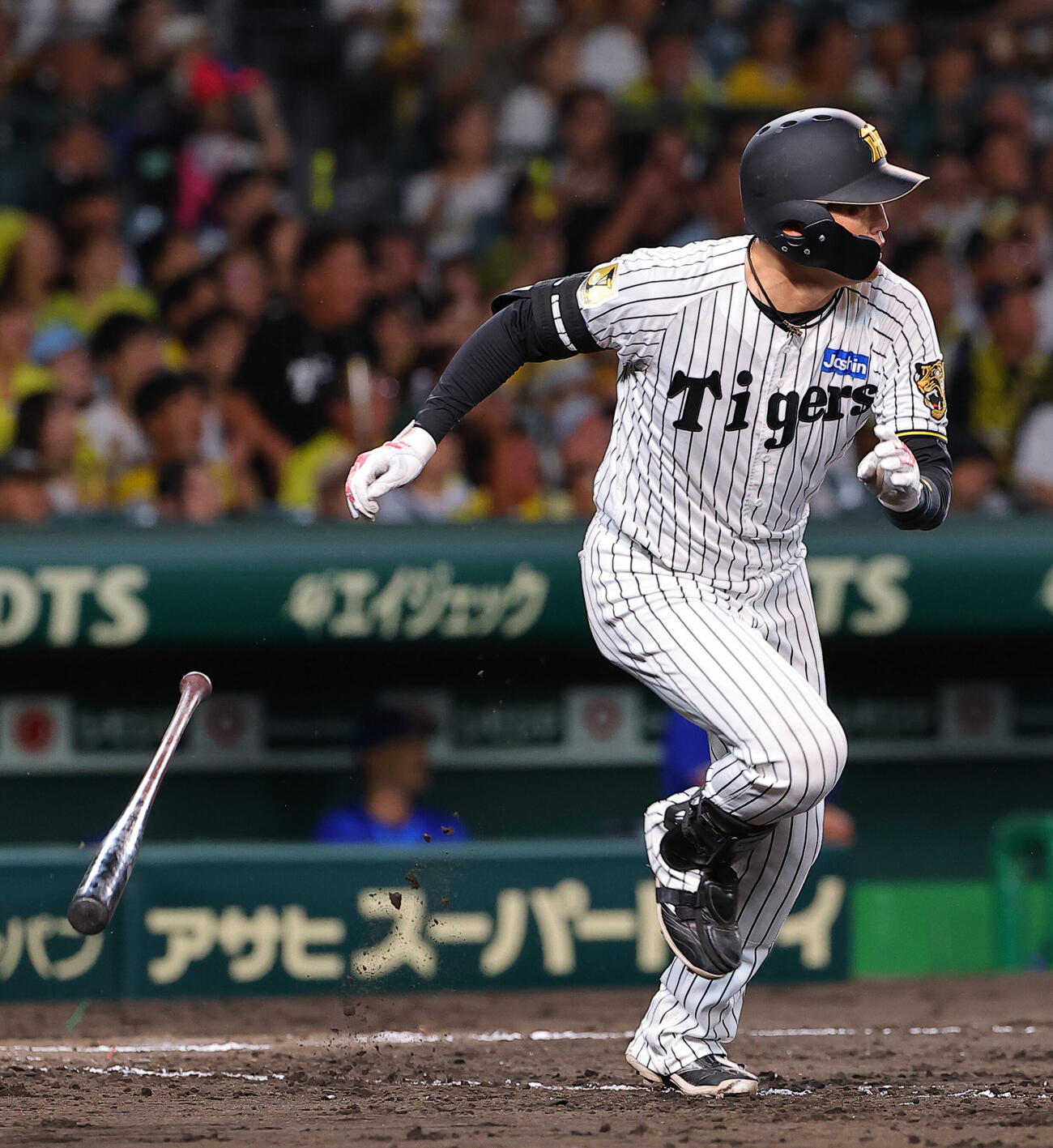 阪神対DeNA 5回裏阪神1死一塁、元山飛優は安打を放つ（撮影・上田博志）