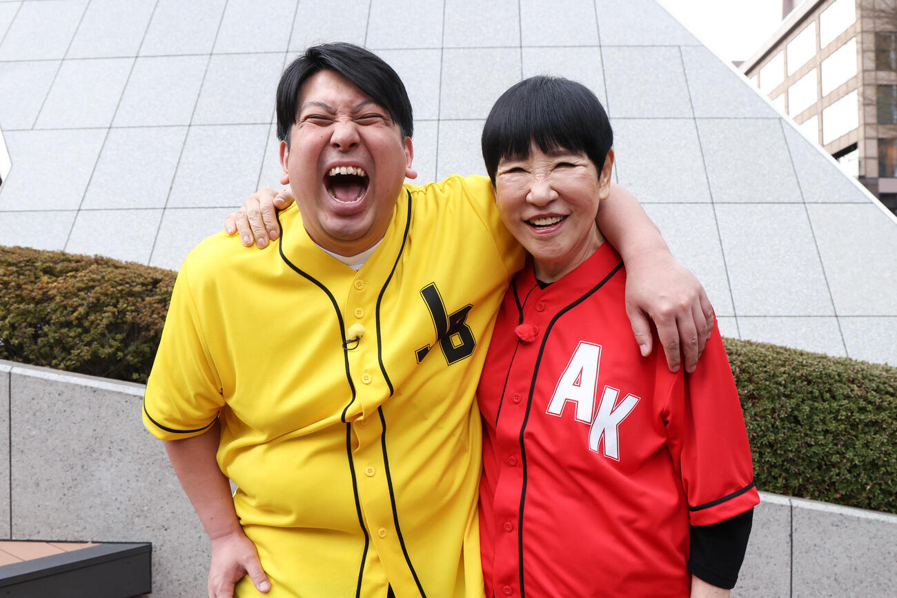 和田アキ子とお笑いコンビ「レインボー」のジャンボたかお