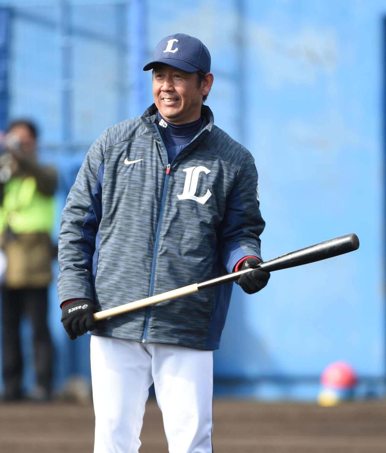 西武打撃コーチ時代の宮地克彦容疑者（2015年2月）

