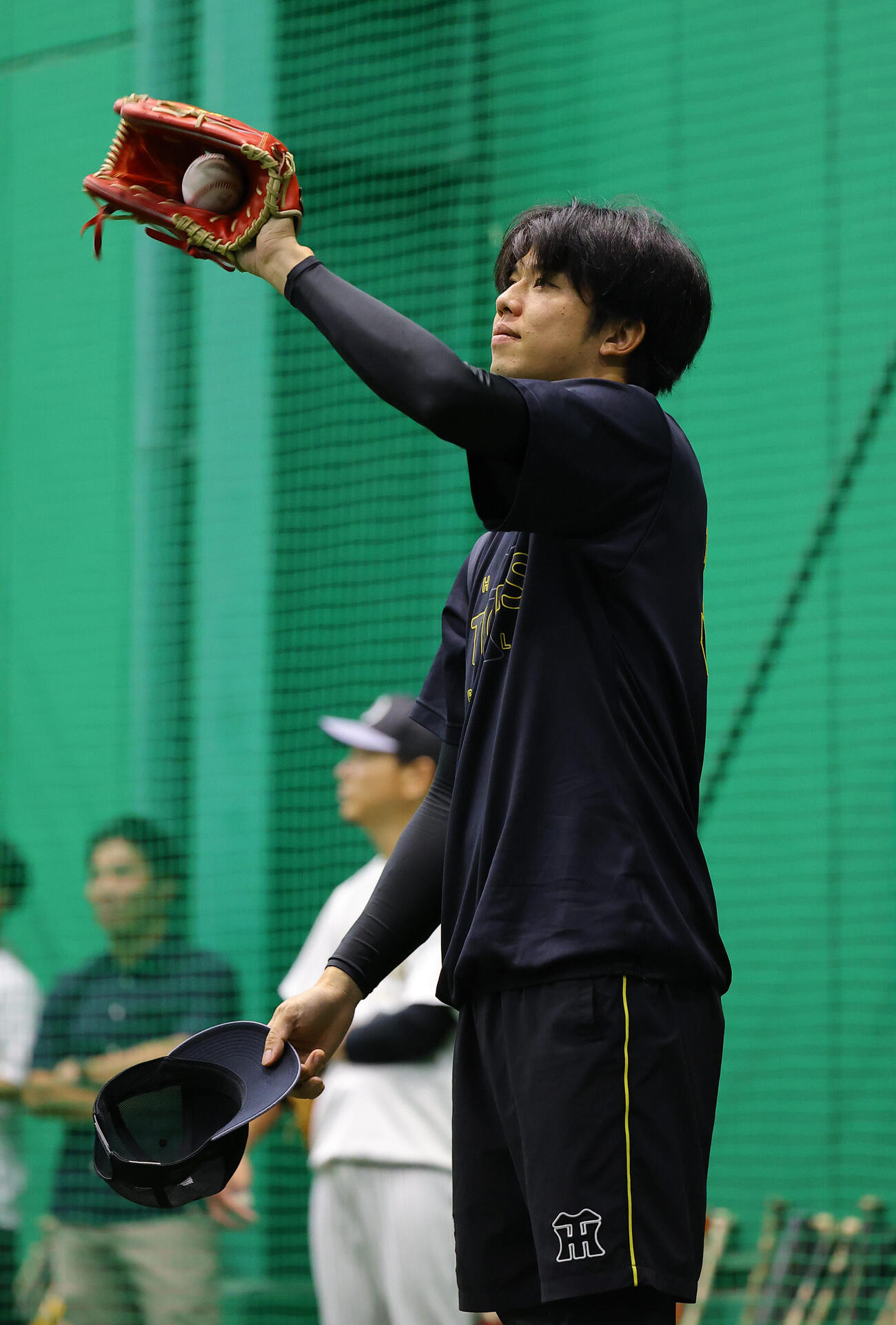 阪神対広島　キャッチボールをする阪神才木浩人（撮影・上田博志）