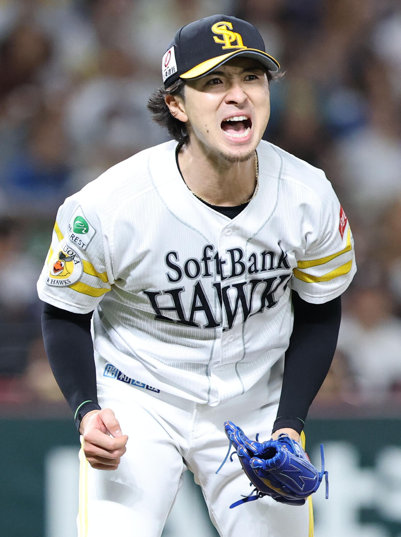 ソフトバンク日本ハム　5回表日本ハム2死二塁、レイエスを空振りの三振に仕留め気合いの入った表情を見せる上沢直之（撮影・梅根麻紀）