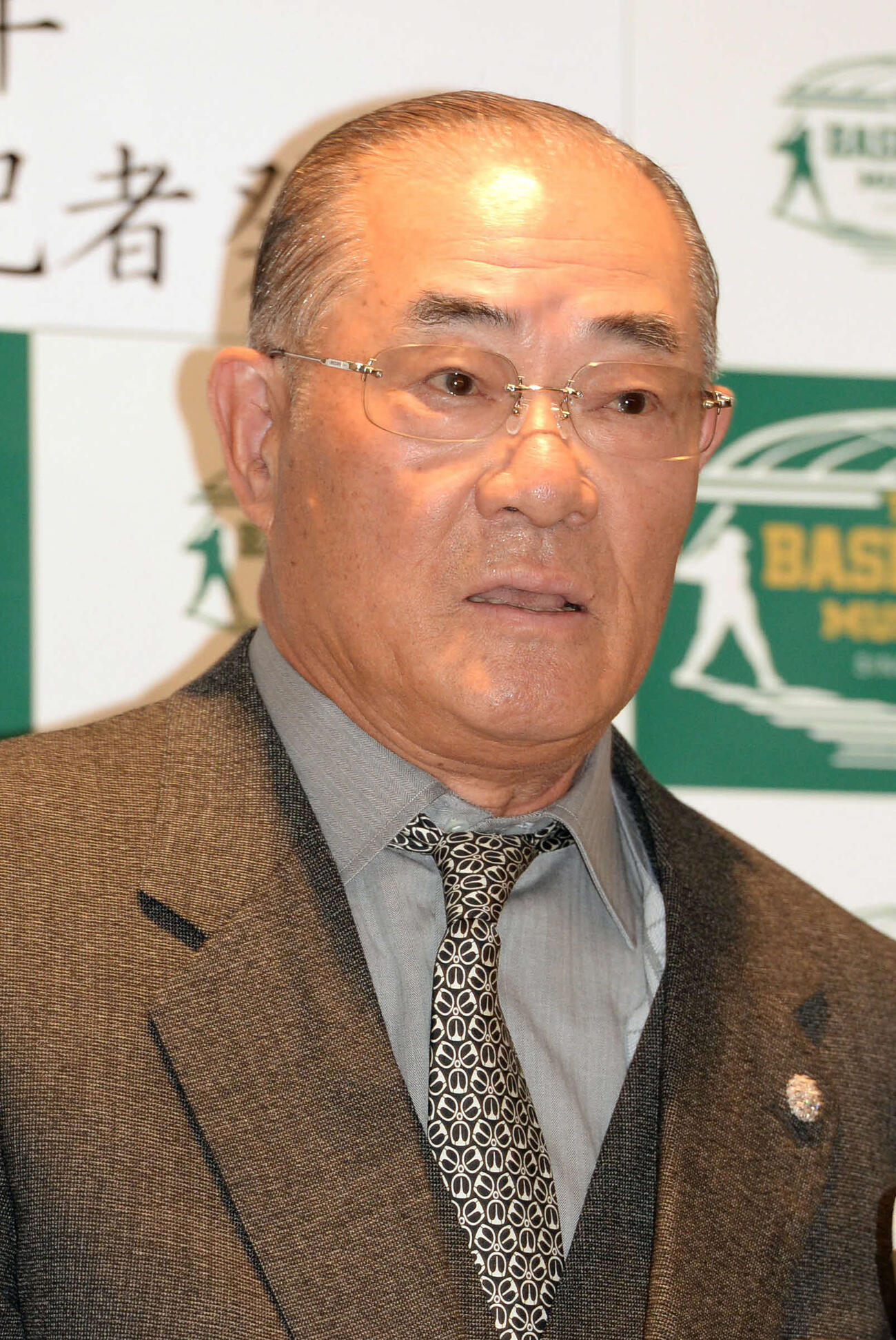 2016年1月、野球殿堂入りが決定した故榎本喜八氏の思い出を語る張本勲氏