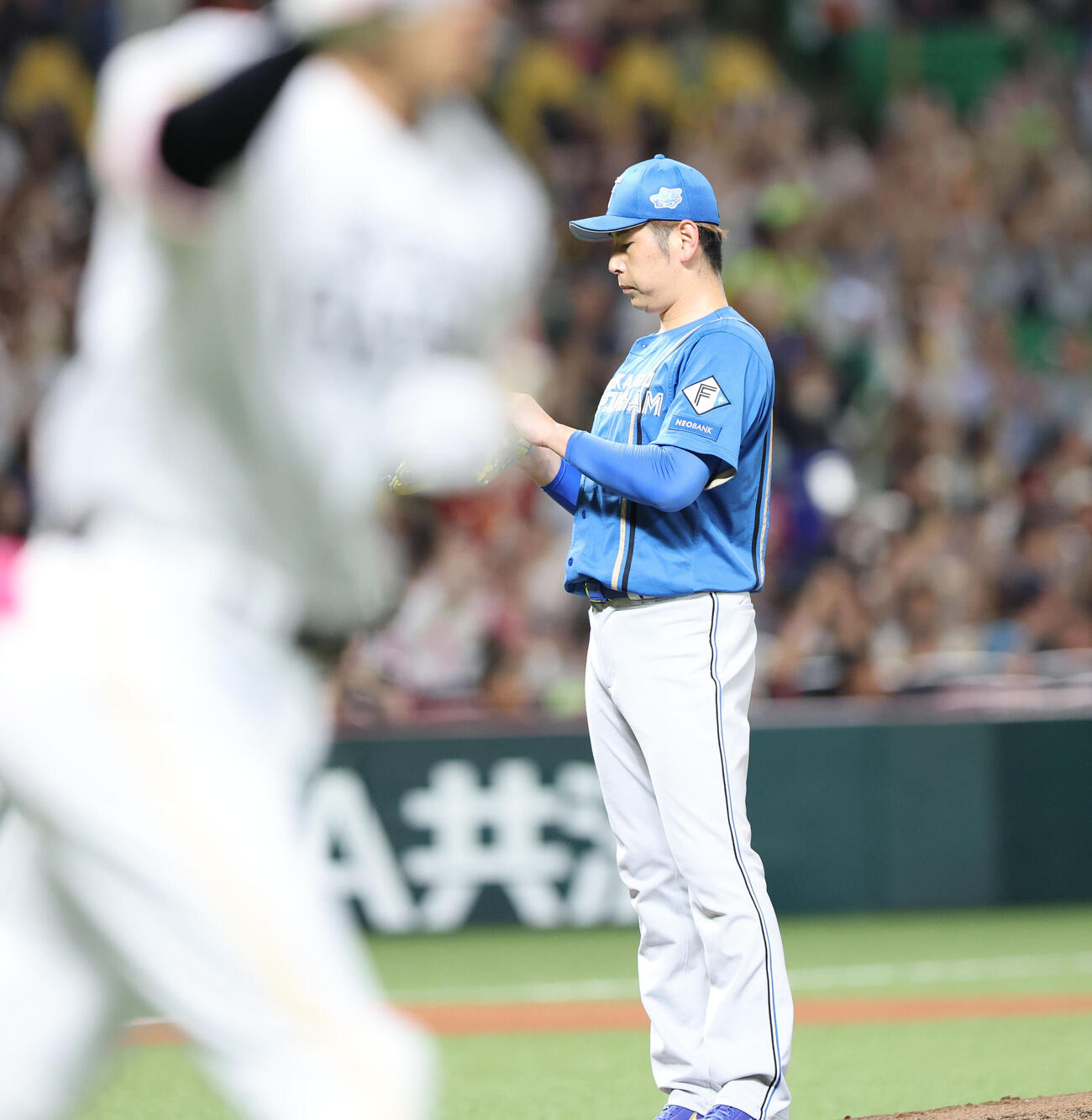 ソフトバンク対日本ハム　2回裏ソフトバンク1死、柳田悠岐に右中間先制本塁打を浴びた加藤貴之（撮影・梅根麻紀）