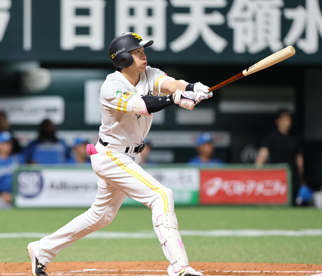 ソフトバンク対日本ハム　2回裏ソフトバンク1死、柳田悠岐は右中間に先制本塁打を放つ（撮影・梅根麻紀）