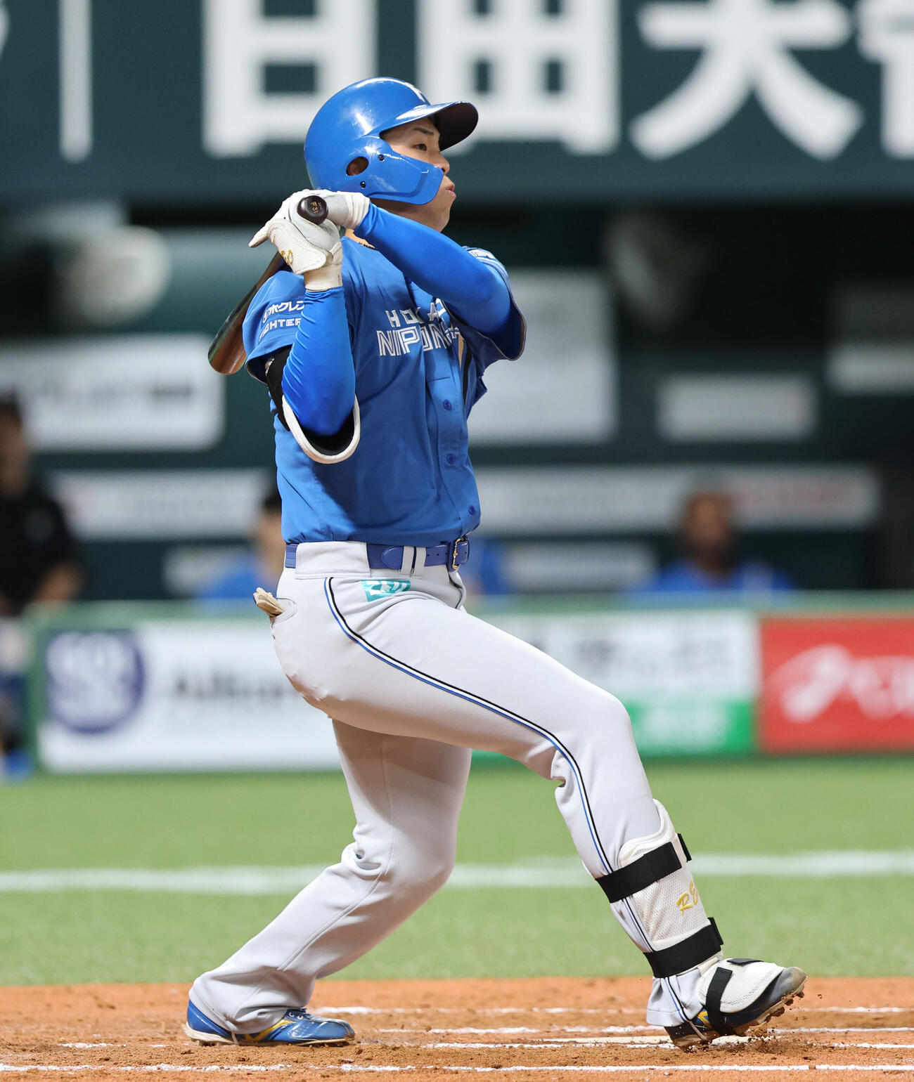 ソフトバンク対日本ハム　7回表日本ハム2死、柴田獅子は右前打を放つ（撮影・梅根麻紀）