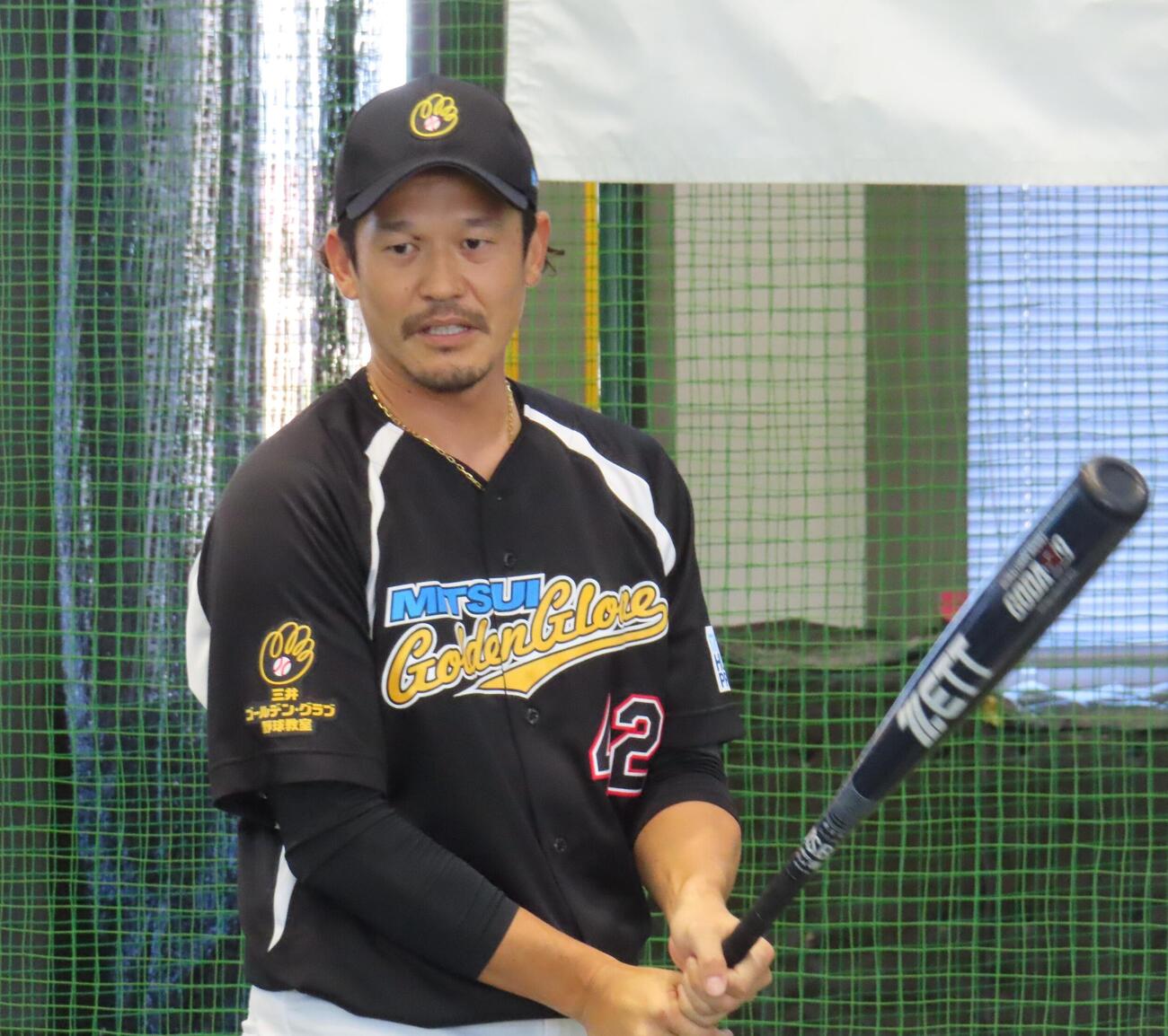 「三井ゴールデン・グラブ野球教室」に参加した坂口智隆氏（撮影・水谷京裕）