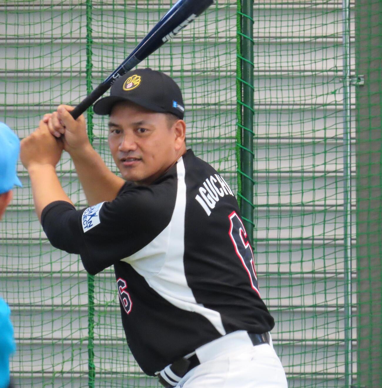 「三井ゴールデン・グラブ野球教室」に参加した侍ジャパン井口資仁監督（撮影・水谷京裕）