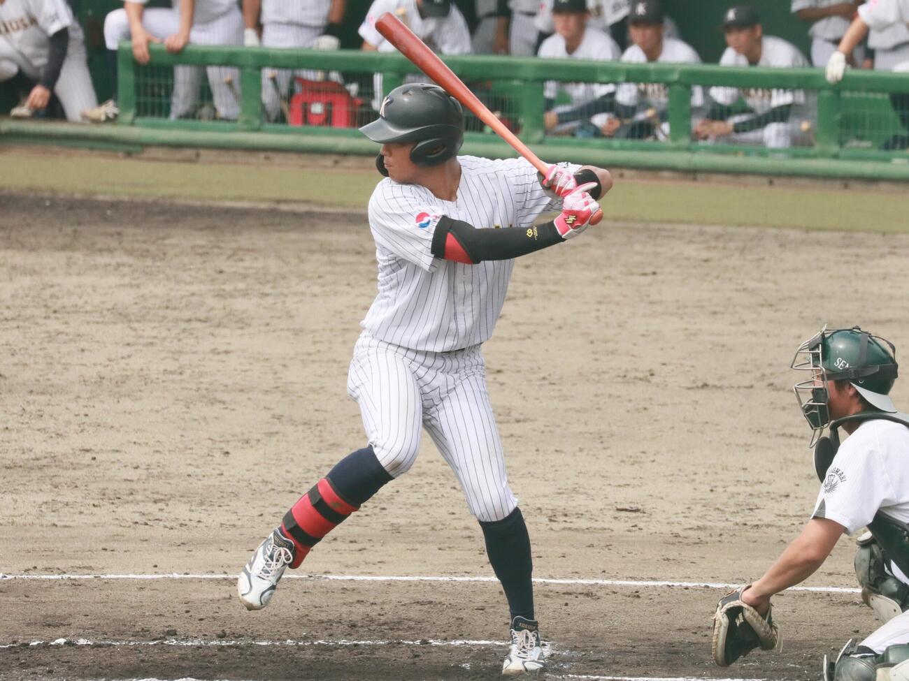 石巻専修大対東日本国際大　1安打2打点の東日本国際大・黒田義信（撮影・高橋香奈）