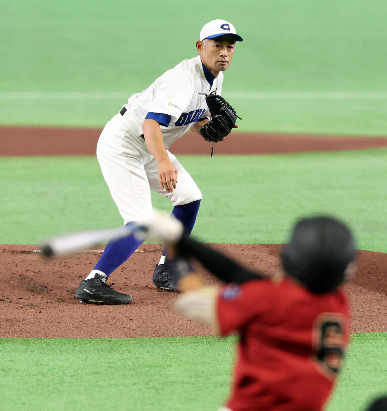 KOBE CHIBEN対高校女子選抜　1回表高校女子選抜無死二塁、伊藤結月を三振にとるイチローさん（撮影・浅見桂子）