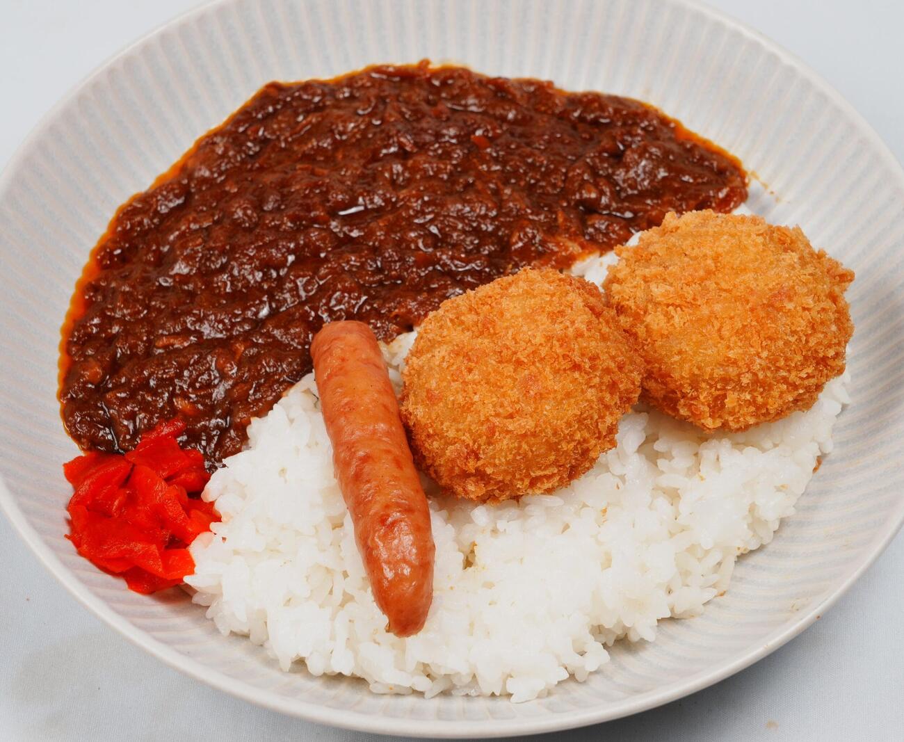 コロッケとシャウエッセン（R）の100点カレー