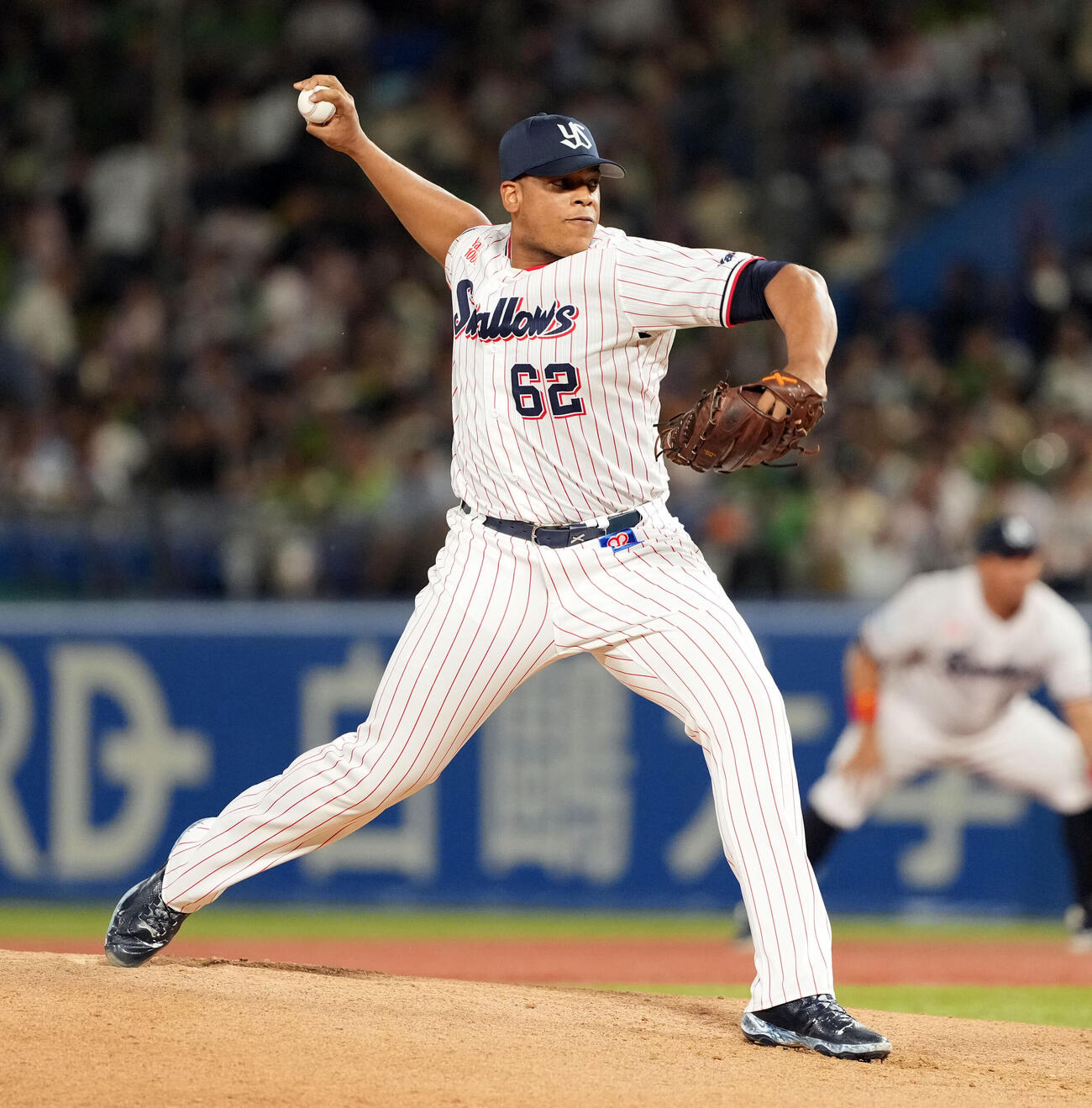 ヤクルト対広島　7回表からマウンドに上がったヤクルトのヘスース・リランソ（撮影・たえ見朱実）