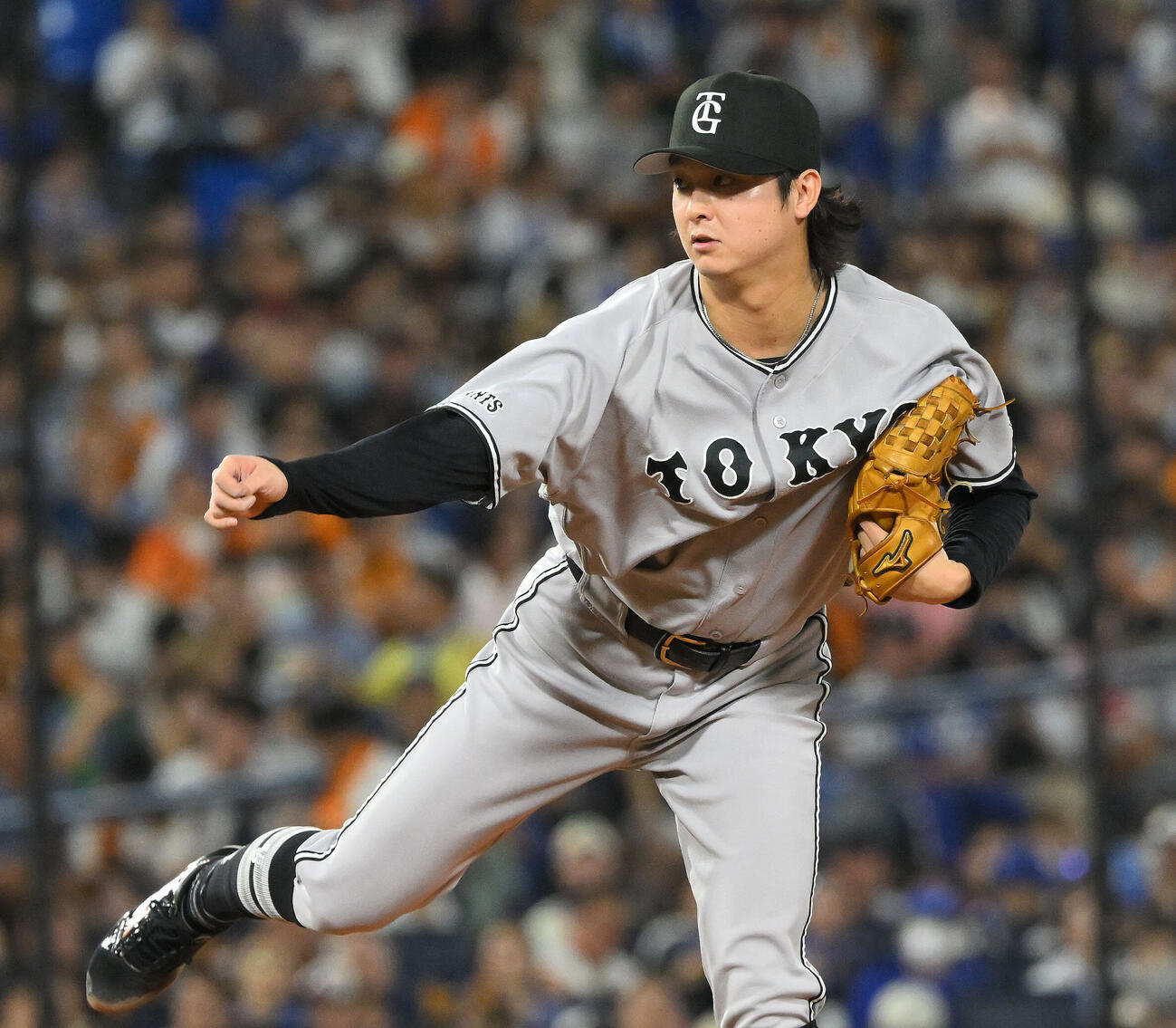 DeNA対巨人　巨人6番手の田中瑛斗（撮影・滝沢徹郎）