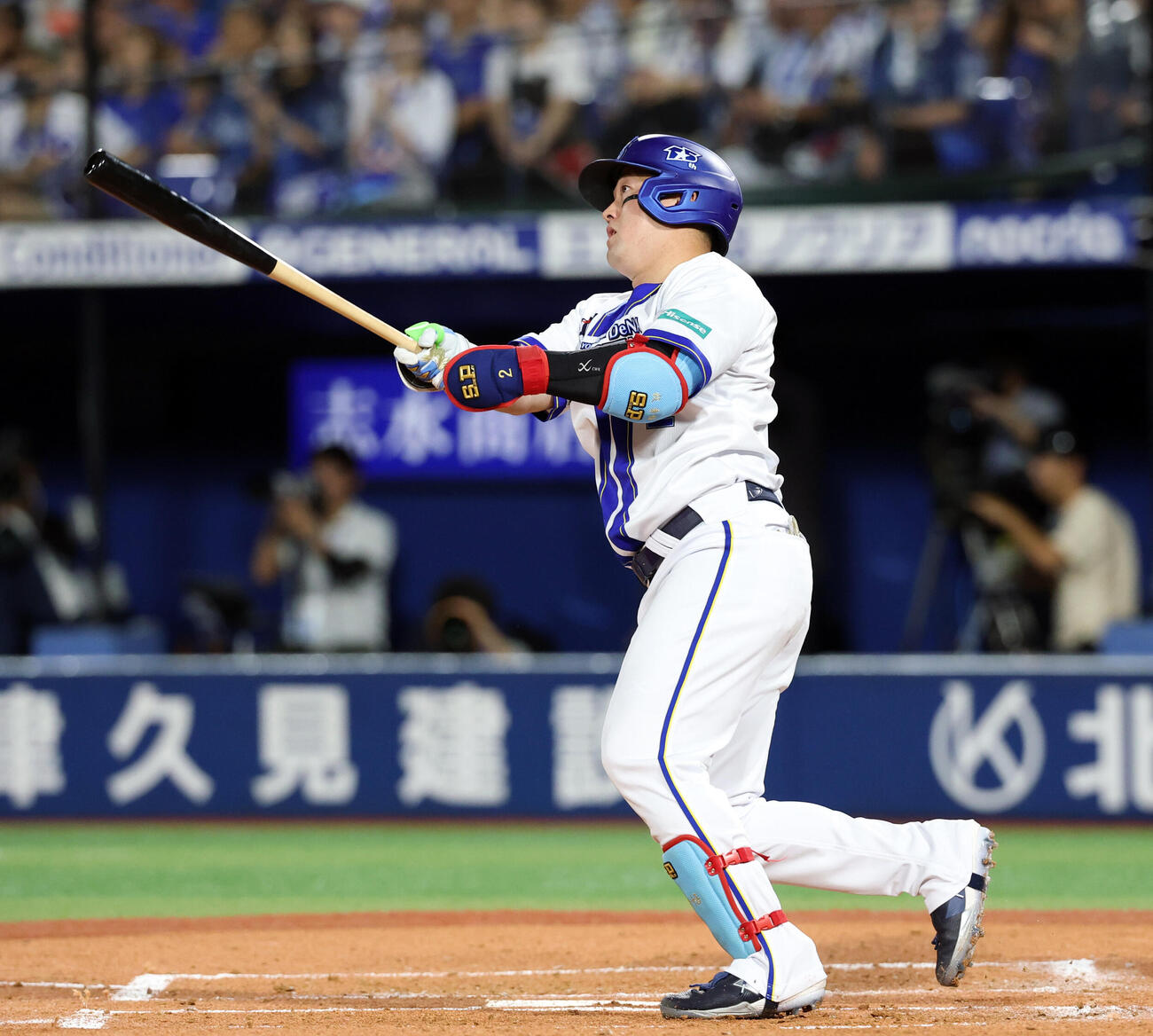 DeNA対巨人　1回裏DeNA1死、牧秀悟は本塁打を放つ（撮影・浅見桂子）