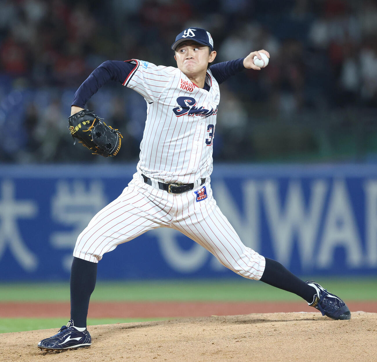 ヤクルト対広島　6回表、3番手で登板する石原勇輝（撮影・河田真司）