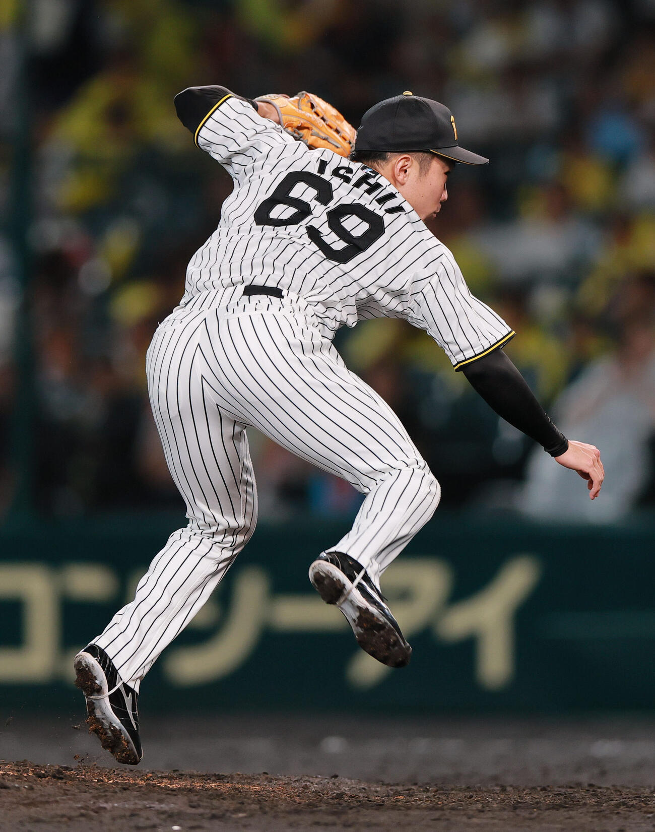 阪神対中日　6回表に登板する阪神石井大智（撮影・上山淳一）