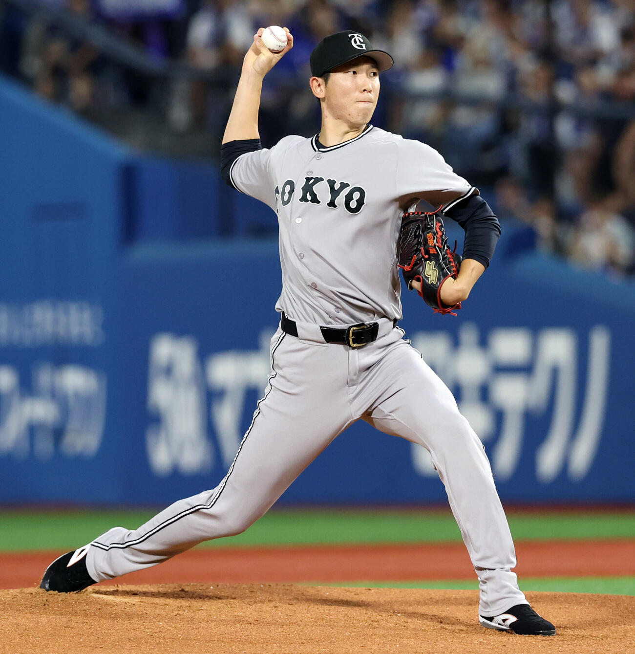 DeNA対巨人　力投する巨人先発の戸郷翔征（撮影・浅見桂子）