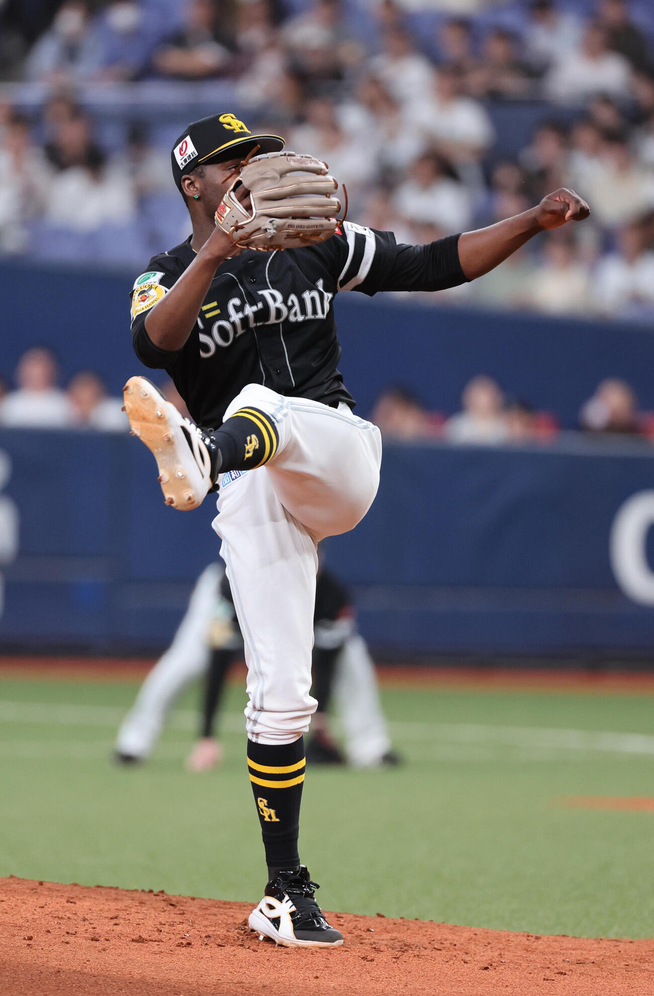 オリックス対ソフトバンク　力投するソフトバンク先発のリバン・モイネロ（撮影・西尾就之）