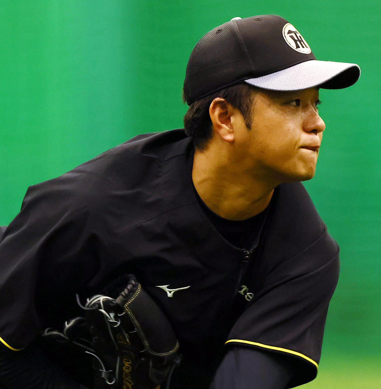 指名練習に参加しキャッチボールする阪神高橋遥人(撮影・加藤哉）