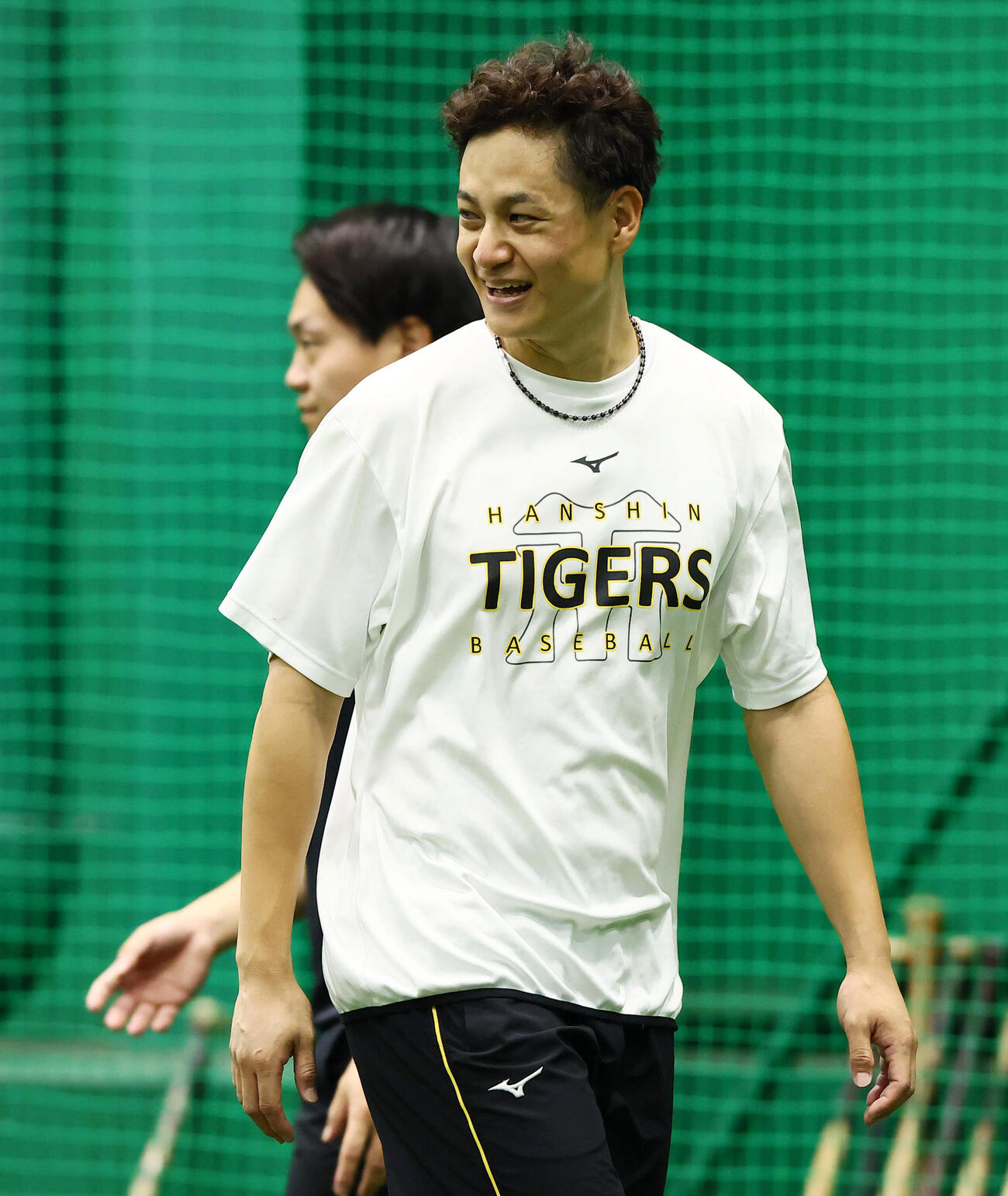 指名練習に参加し笑顔を見せる阪神大竹耕太郎(撮影・加藤哉）
