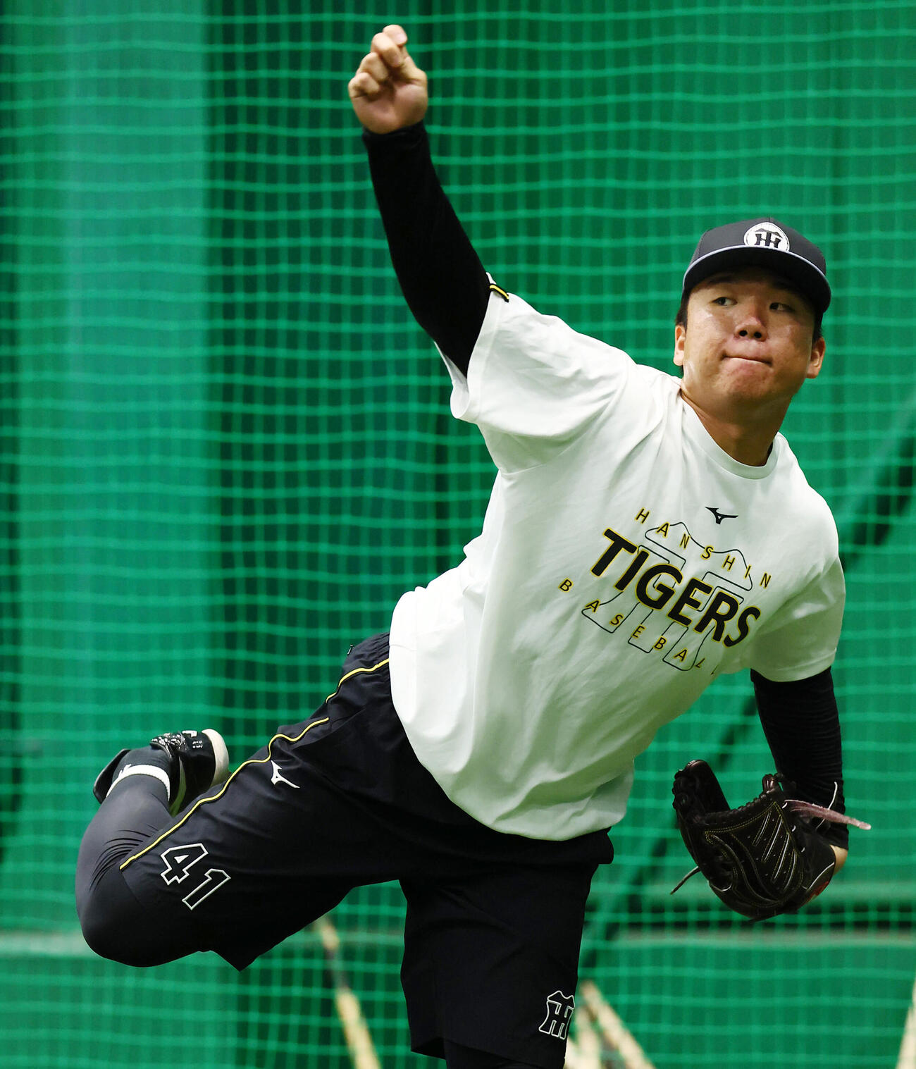 指名練習に参加しキャッチボールする阪神村上頌樹(撮影・加藤哉）