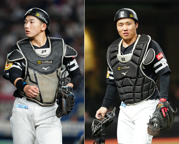 ソフトバンク山本祐大（右）、海野隆司