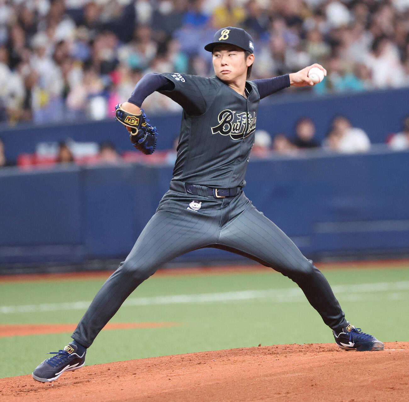 オリックス対ソフトバンク　力投するオリックス先発の曽谷龍平（撮影・西尾就之）