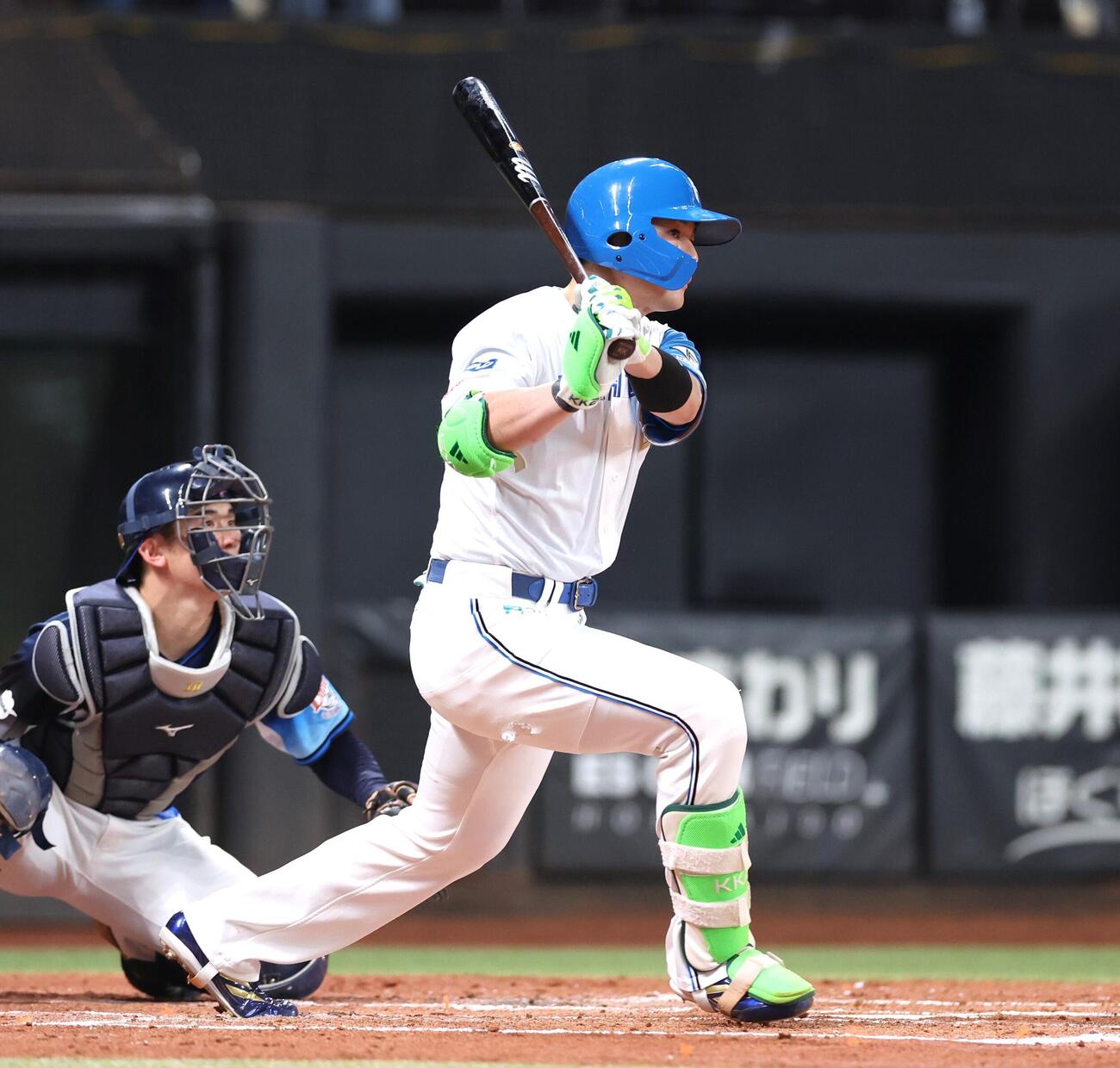 日本ハム対西武　3回裏日本ハム2死一、二塁、適時打を放つ清宮幸太郎（撮影・黒川智章）