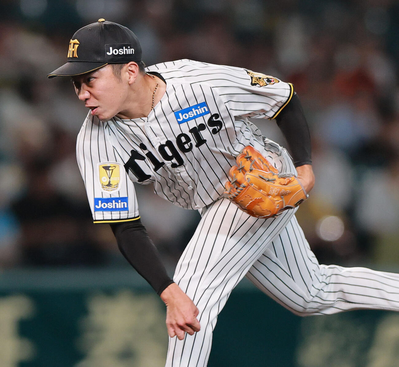 阪神対広島　8回表に登板する阪神石井大智（撮影・上山淳一）