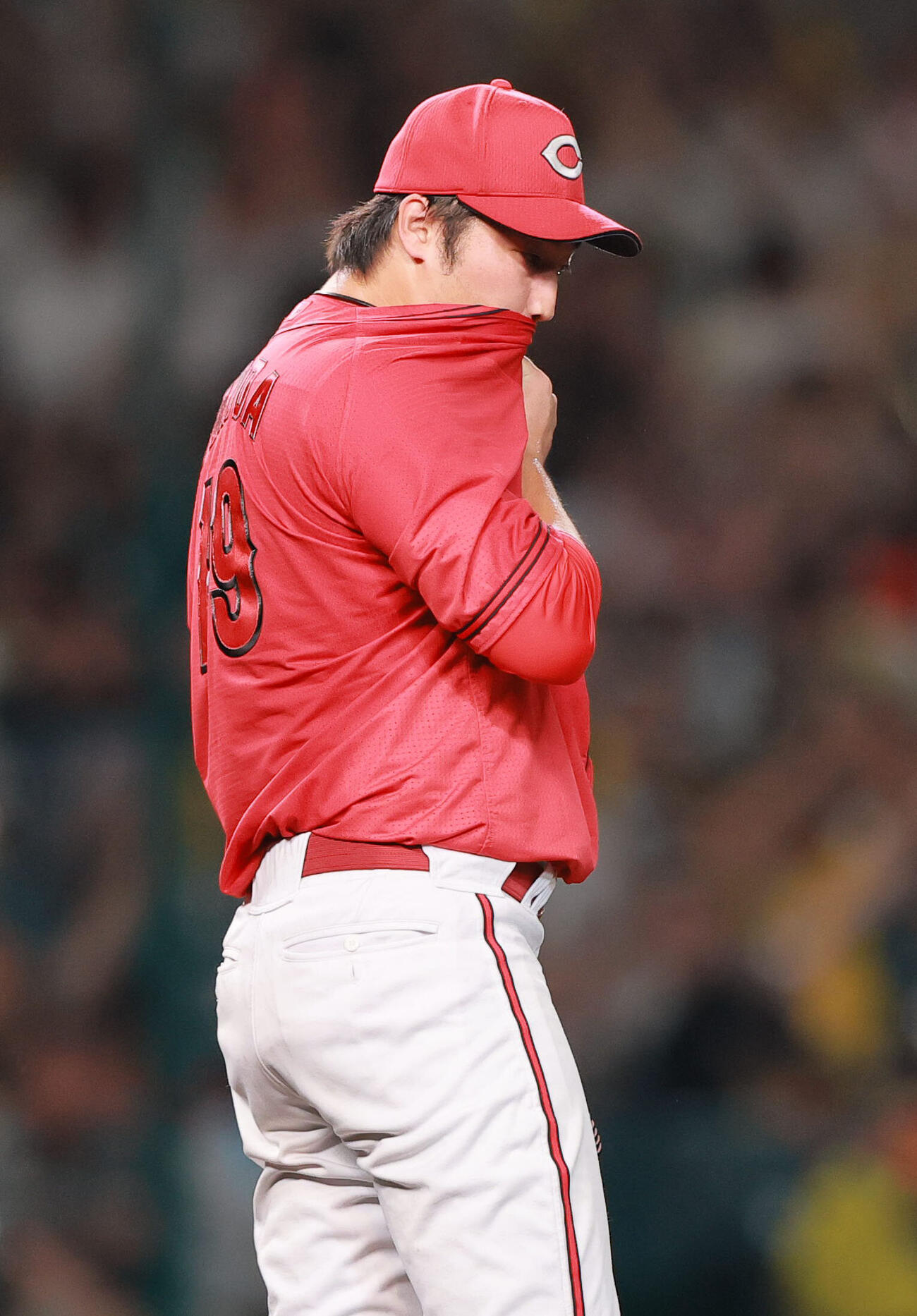 阪神対広島　4回裏阪神2死、床田寛樹は大山悠輔にソロ本塁打を浴びる（撮影・上山淳一）