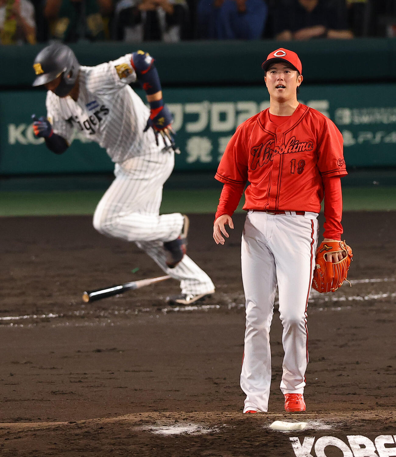 阪神対広島　4回裏阪神無死一、三塁、森下暢仁は大山悠輔に適時打を浴びる（撮影・上田博志）