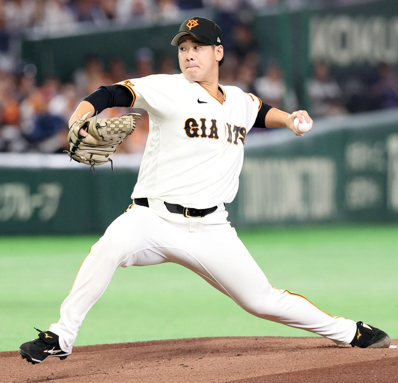 巨人対中日　巨人先発の井上温大（撮影・浅見桂子）