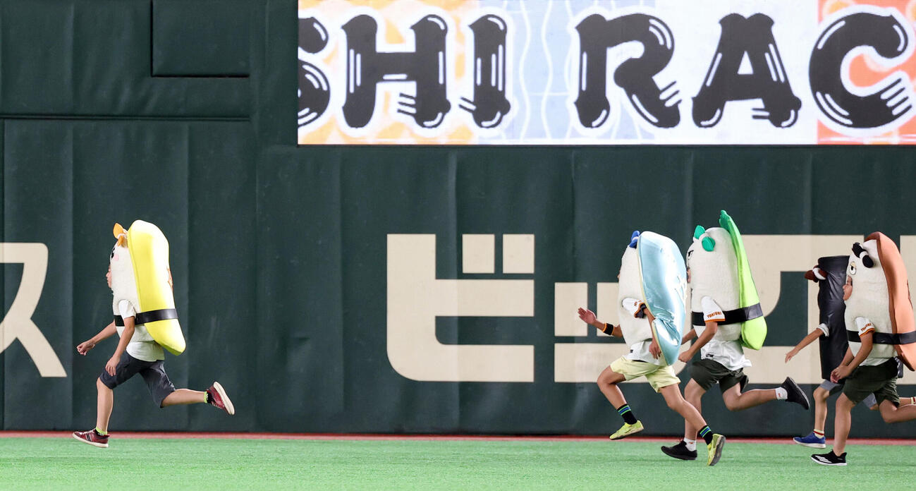 巨人対中日　すしレースはタマゴの勝利（撮影・浅見桂子）