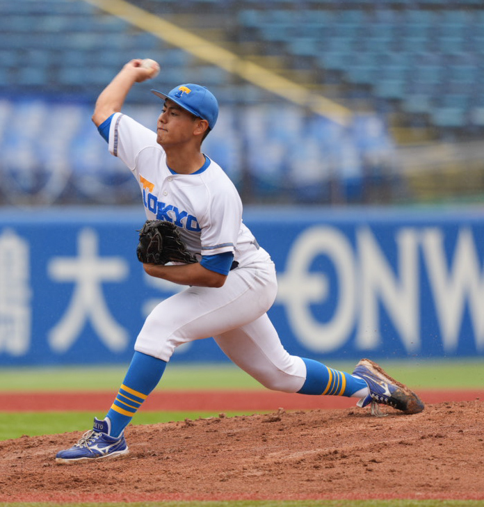 明大対東大　東大2番手で登板した江口直希（撮影・小沢裕）♯東京・神宮球場　東京6大学野球秋季リーグ戦　＝2026年9月19日