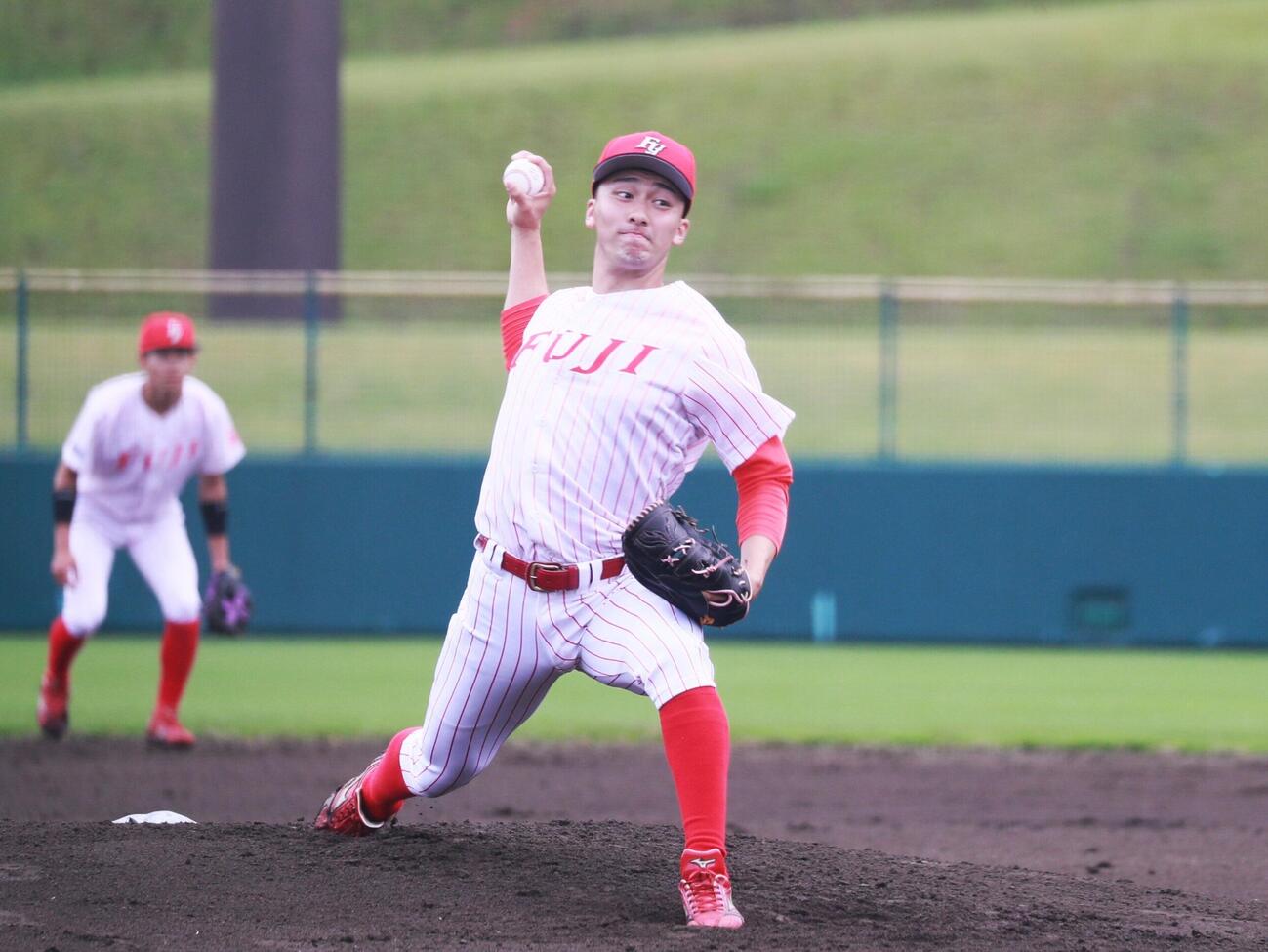 富士大対青森大　完封勝利を挙げた富士大のエース角田楓斗（撮影・高橋香奈）