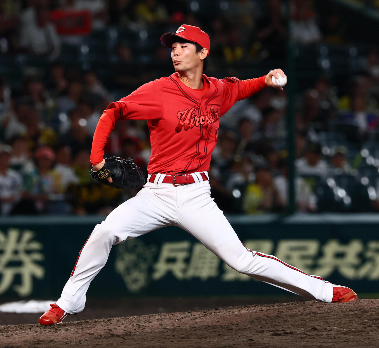 阪神対広島　9回裏、広島3番手で登板する森浦大輔（撮影・加藤哉）