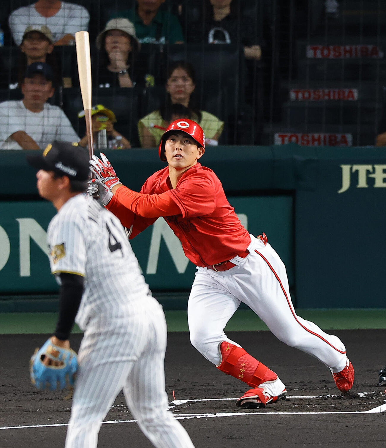 阪神対広島　1回表広島無死、佐藤啓介は先制本塁打を放つ（撮影・上田博志）