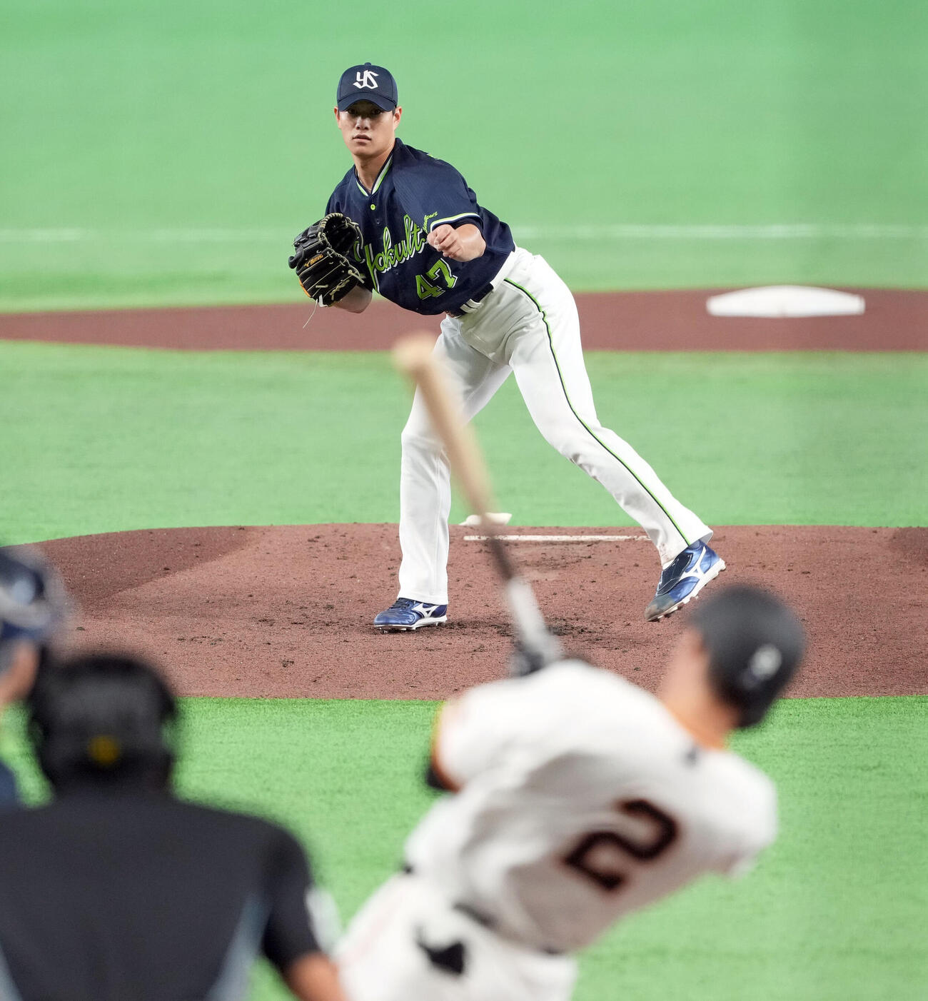 巨人対ヤクルト　1回裏巨人無死一塁、吉川尚輝を空振り三振に仕留める高橋奎二（撮影・たえ見朱実）