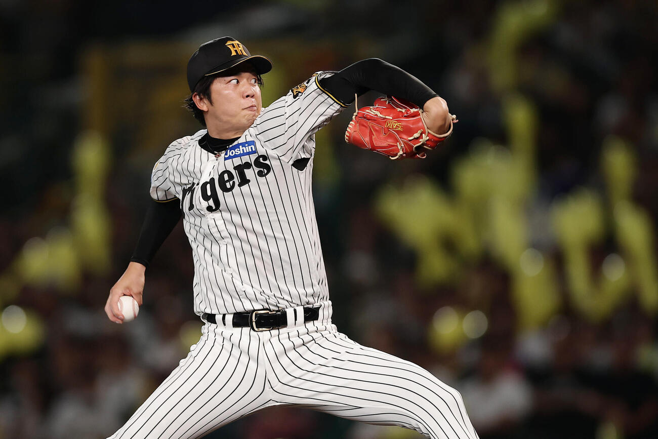阪神対DeNA 7回表、力投する阪神先発の才木浩人（撮影・前田充）