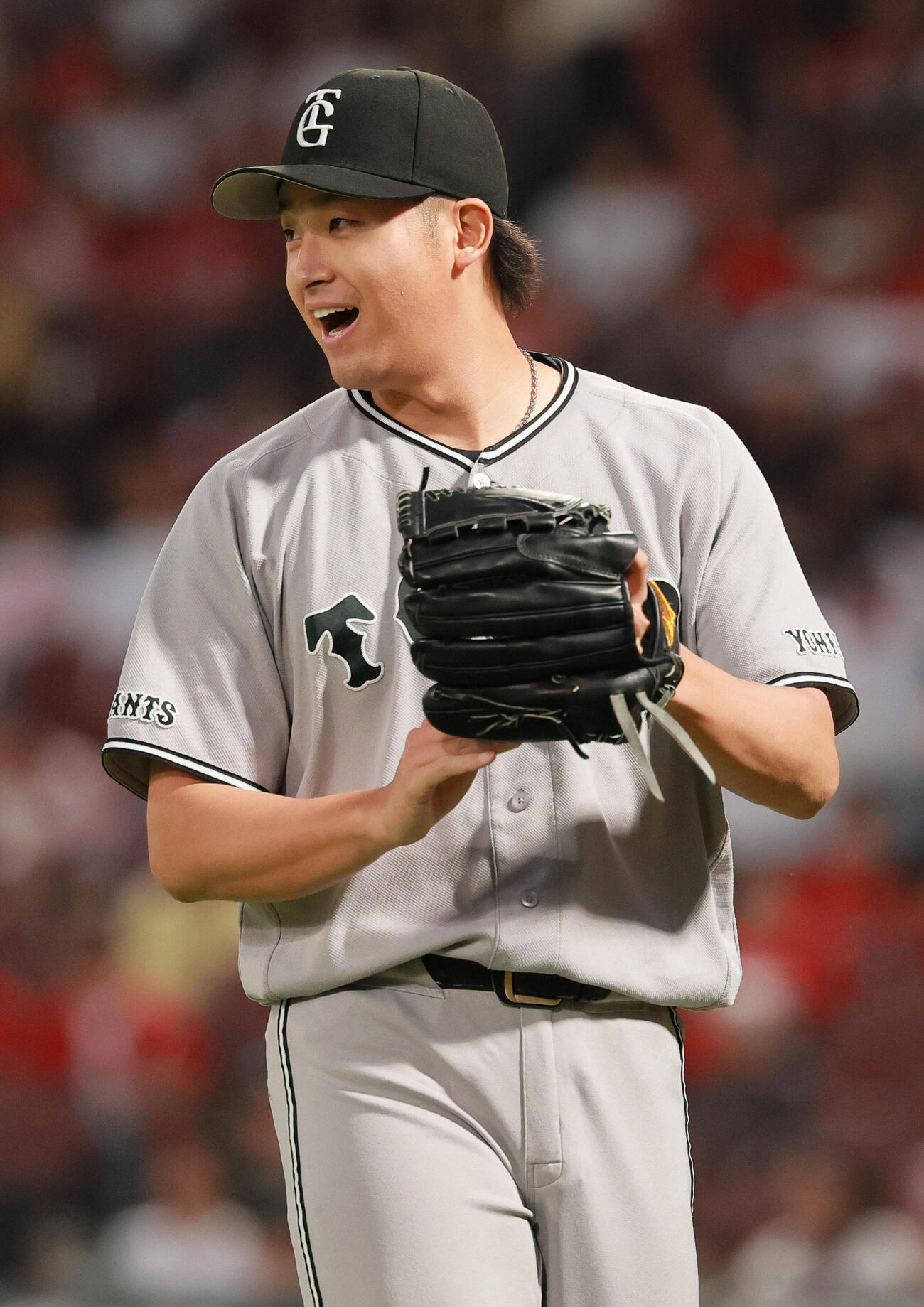 広島対巨人　9回裏広島2死二、三塁、堀田賢慎は代打野間峻祥を三飛に仕留める（撮影・上山淳一）