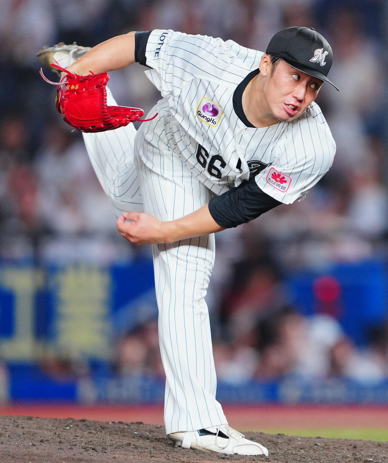ロッテ対オリックス　9回表、ロッテ6番手の宮崎颯（撮影・垰建太）