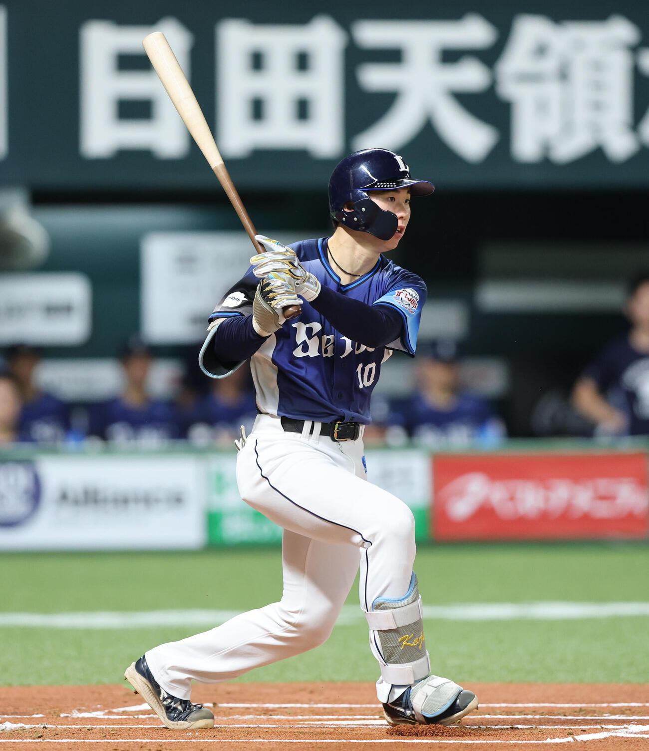 ソフトバンク対西武　1回表西武1死二塁、小島大河は右前に先制適時打を放つ（撮影・梅根麻紀）