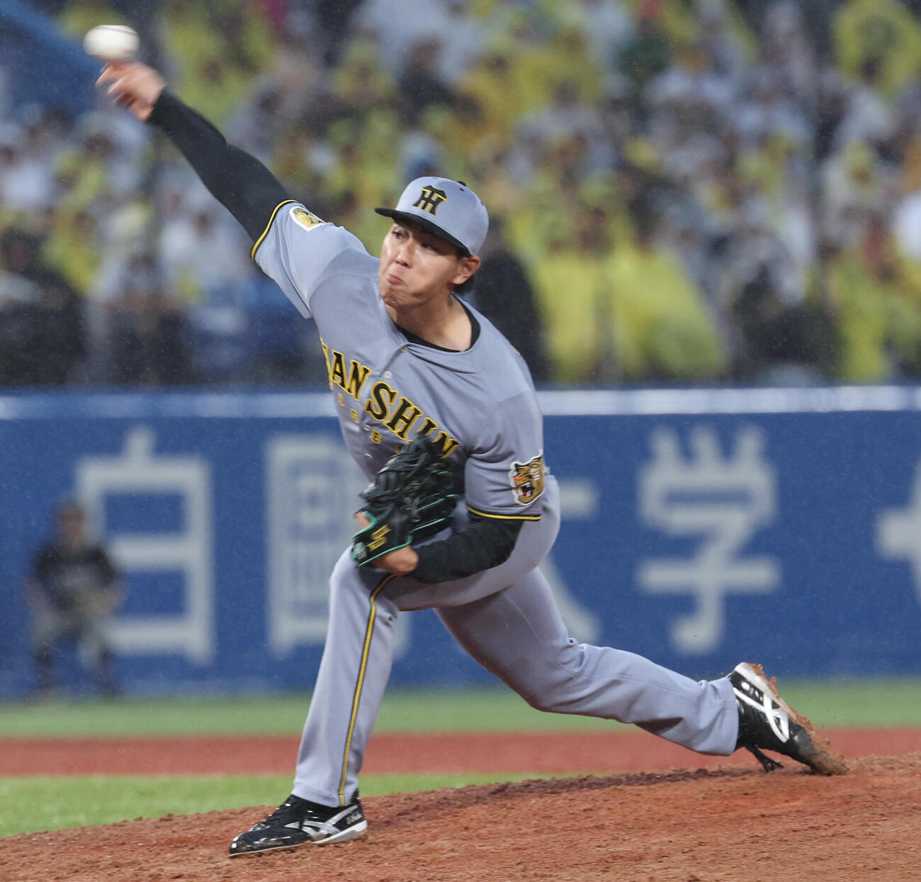ヤクルト対阪神　9回から登板した阪神工藤泰成（撮影・水谷安孝）