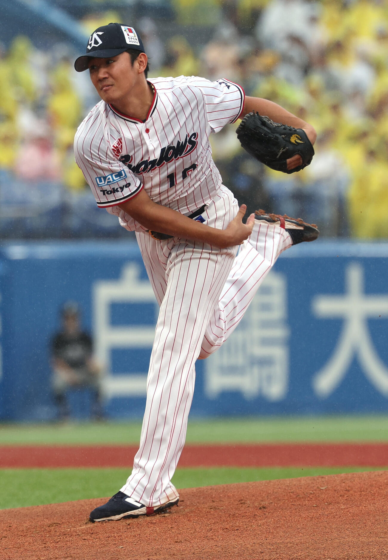 ヤクルト対阪神　力投するヤクルト先発奥川恭伸（撮影・水谷安孝）