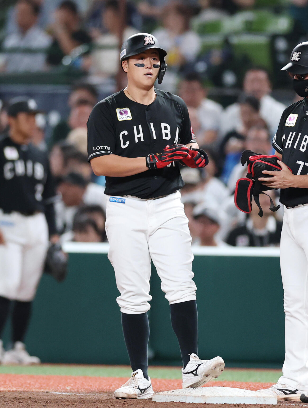 西武対ロッテ　6回表ロッテ2死二塁、適時打を放つ山口航輝（撮影・増田悦実）