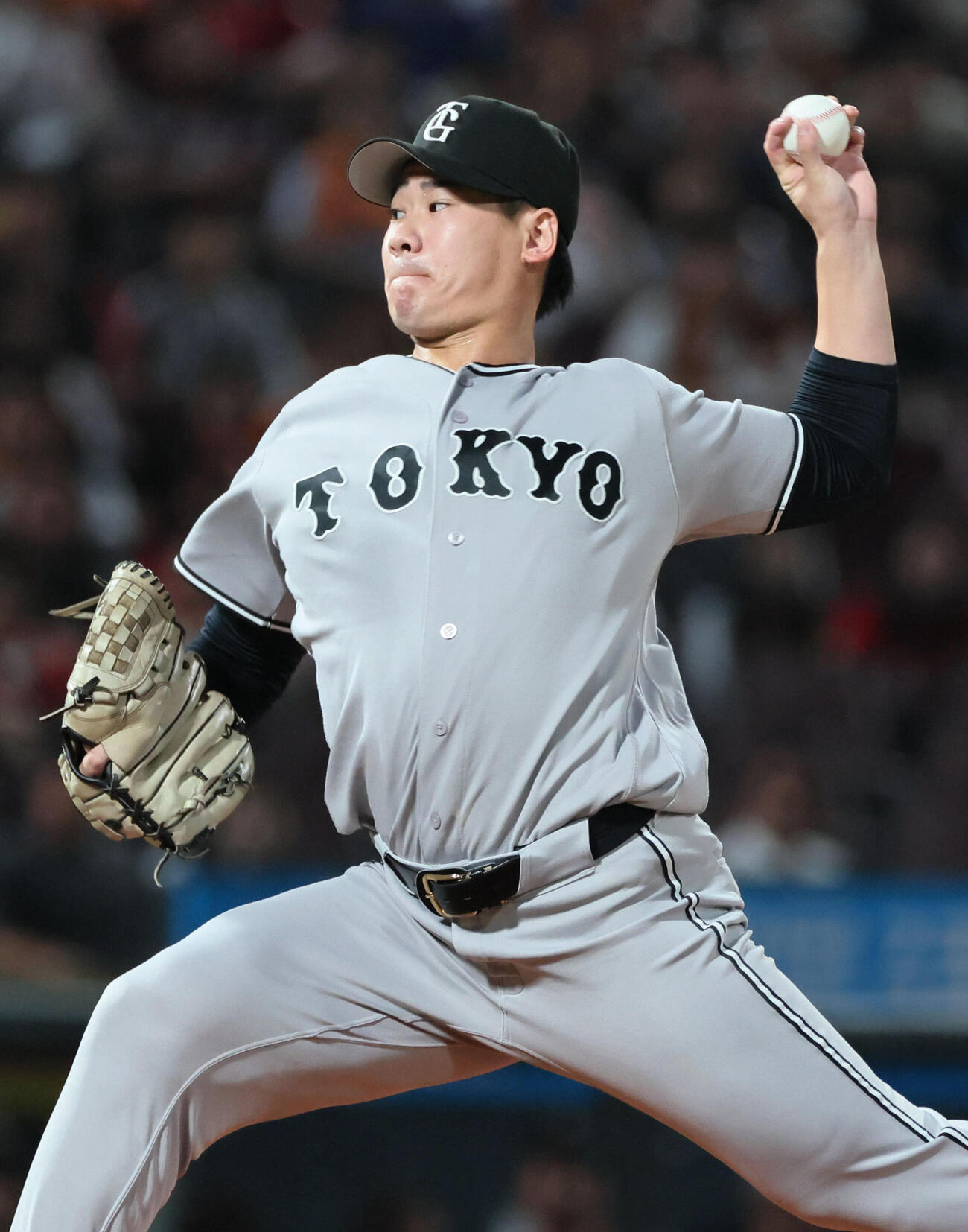 広島対巨人　巨人先発の井上温大（撮影・加藤孝規）