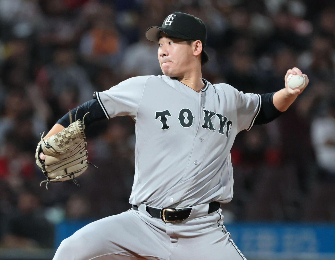 広島対巨人　巨人先発の井上温大（撮影・加藤孝規）