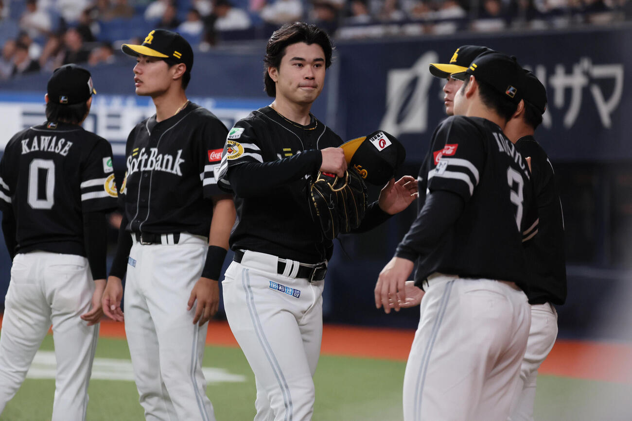 オリックス対ソフトバンク　6回無失点に抑えた松本晴（撮影・宮崎幸一）