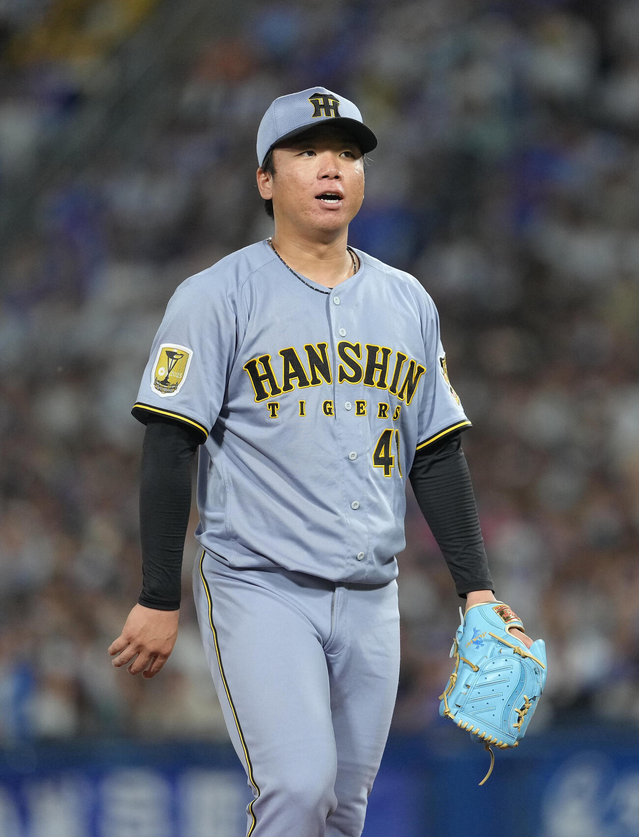 DeNA対阪神　7回裏DeNA2死一塁、度会隆輝を捕邪飛に仕留めた村上頌樹（撮影・足立雅史）
